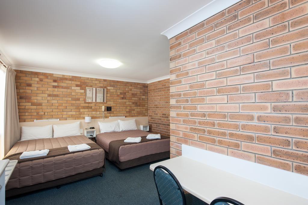 Buckaroo Motor Inn Warwick Extérieur photo